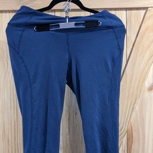 Old Navy Active Capri Workout Leggings